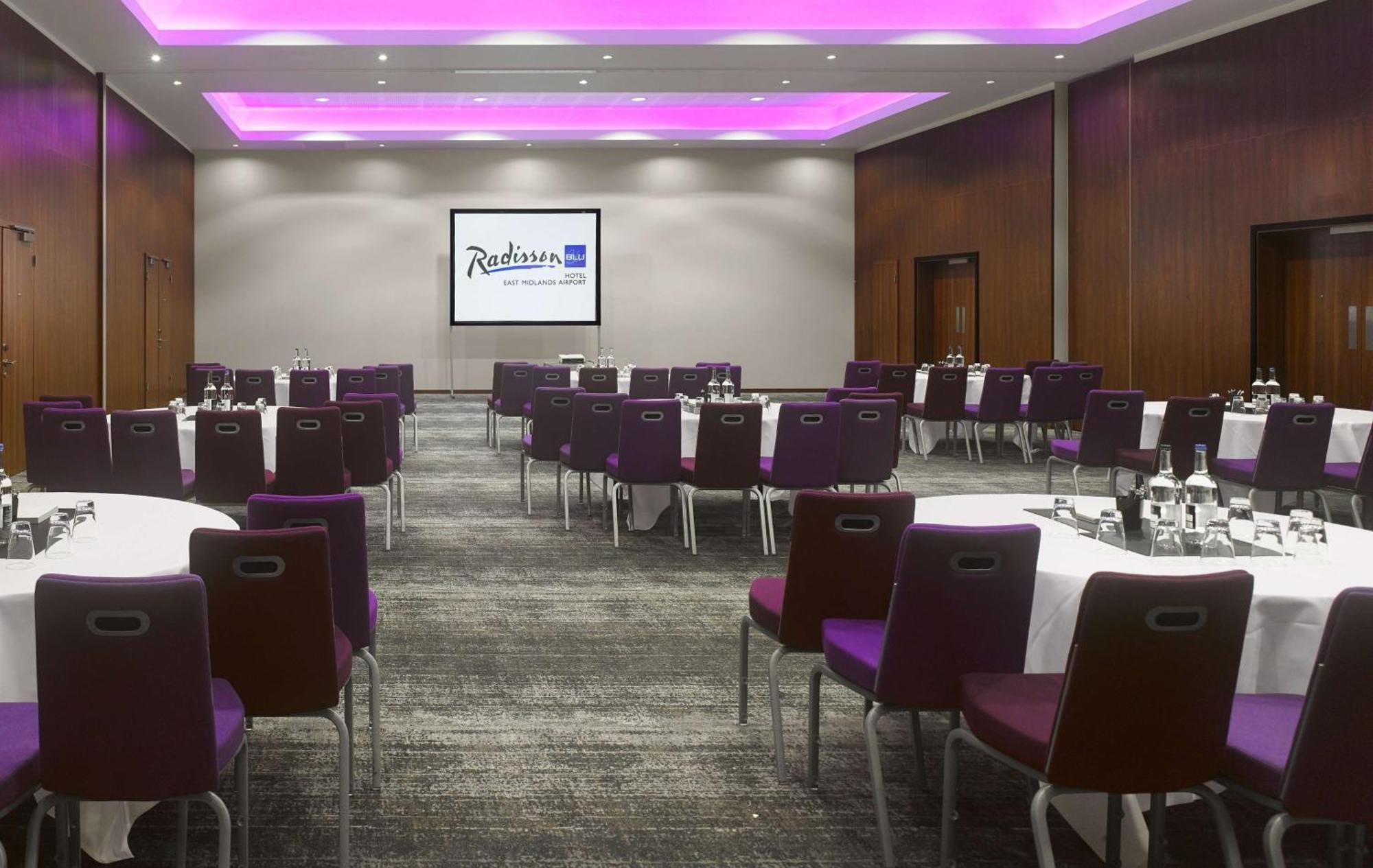 Radisson Blu Hotel East Midlands Airport Castle Donington Esterno foto
