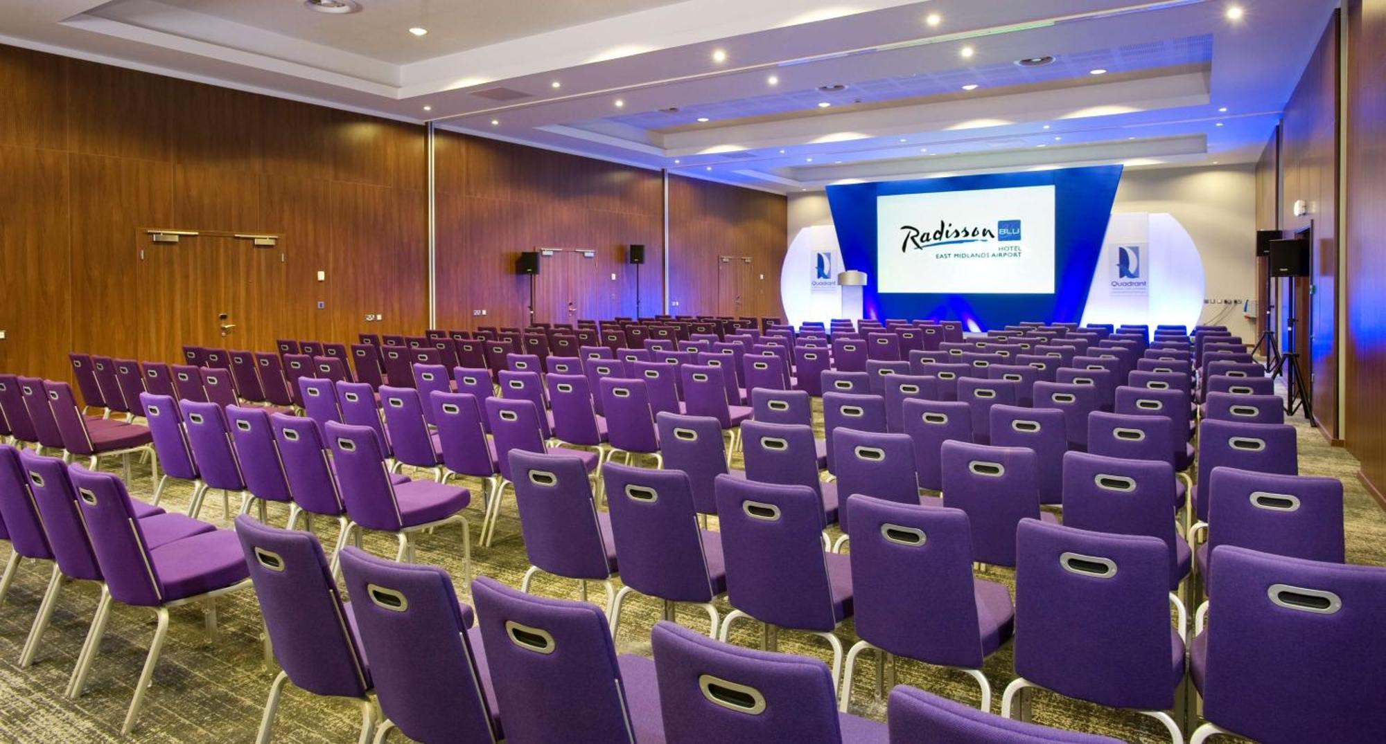 Radisson Blu Hotel East Midlands Airport Castle Donington Esterno foto