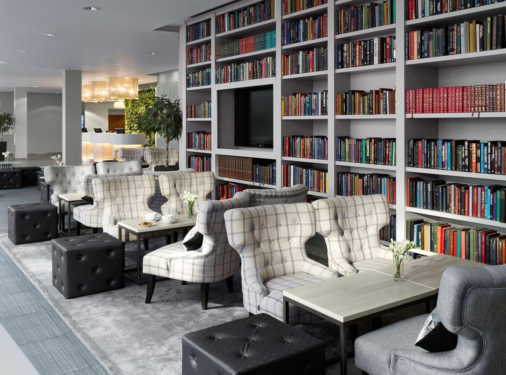 Radisson Blu Hotel East Midlands Airport Castle Donington Esterno foto