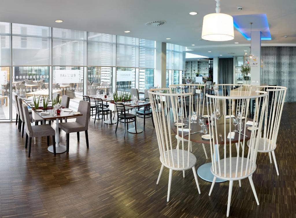 Radisson Blu Hotel East Midlands Airport Castle Donington Esterno foto